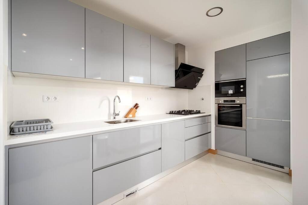 New 2 Bedroom Built 2020 *